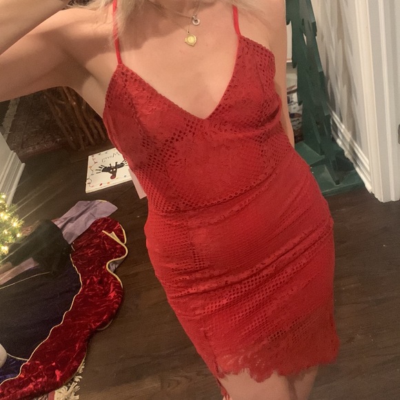 LOVERS FRIENDS SKYLIGHT DRESS - Picture 2 of 4